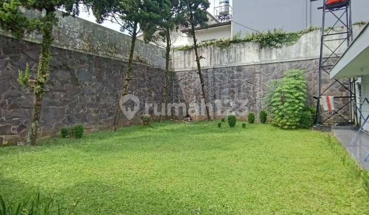 Rumah Bangunan Belanda Haritage Dekat Gedung Sate Bandung 10