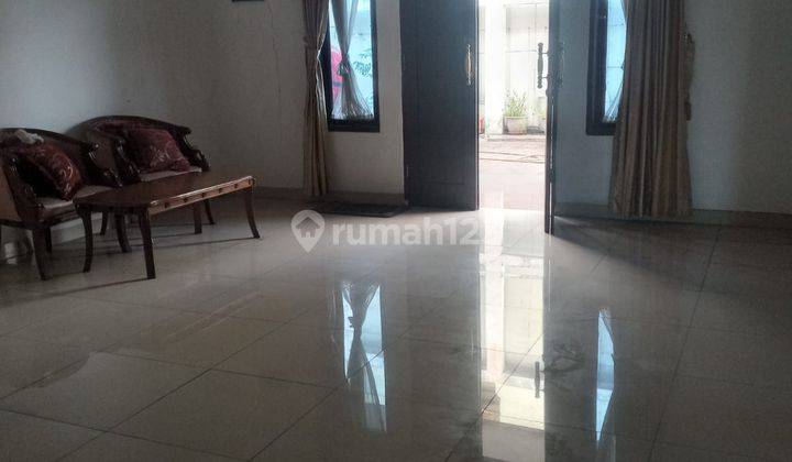 Ruko 3 Lantai Pinggir Jalan Raya Jatibening Baru, Bekasi 4