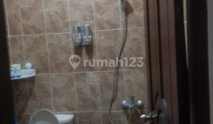 Rumah 2 Lantai Pinggir Jalan Raya Dekat Galaxy Jaka Setia, Bekasi 13
