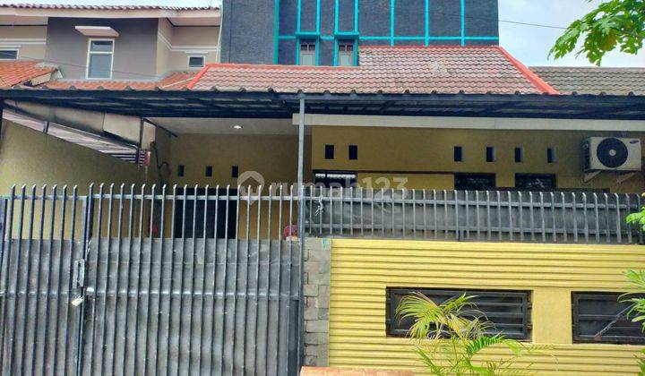 Rumah Bagus di Dukuh Zamrud Kota Legenda Bekasi Timur, Bekasi 2