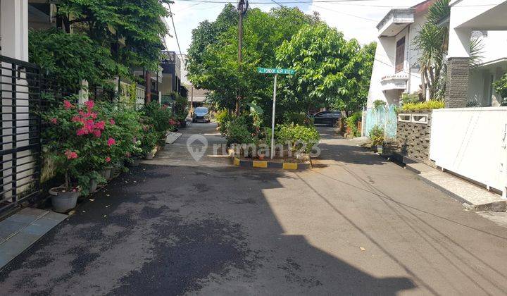 Rumah 2 Lantai Keren Furnished Pondok Kopi, Jakarta Timur 2