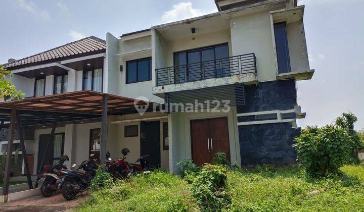 Rumah 2 Lantai Mewah Asri Dikawasan Elite Legenda Wisata, Bogor 1