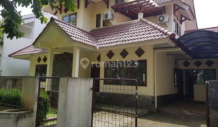 Rumah Cantik 2 Lantai Dalam Komplek Elite Kemang Pratama, Bekasi 2