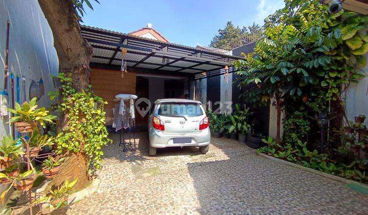 Rumah 2 Lantai Luas Ex Artis Dikawasan Ramai Galaxy, Bekasi 2