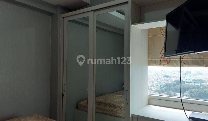 Apartement Furnished 2 BR Tower Chrysant Green Pramuka City 2