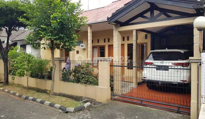 Rumah 1 Lantai Furnished Dikawasan Elite Kemang Pratama, Bekasi 1