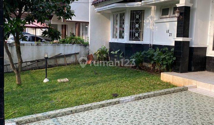 Rumah 2 Lantai Furnished Jalan Boulevard Kemang Pratama, Bekasi 2