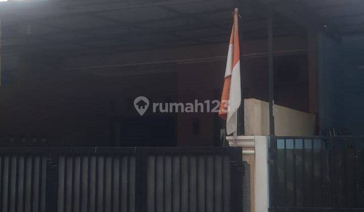 Rumah 2 Lantai Pinggir Jalan Raya Dekat Galaxy Jaka Setia, Bekasi 1