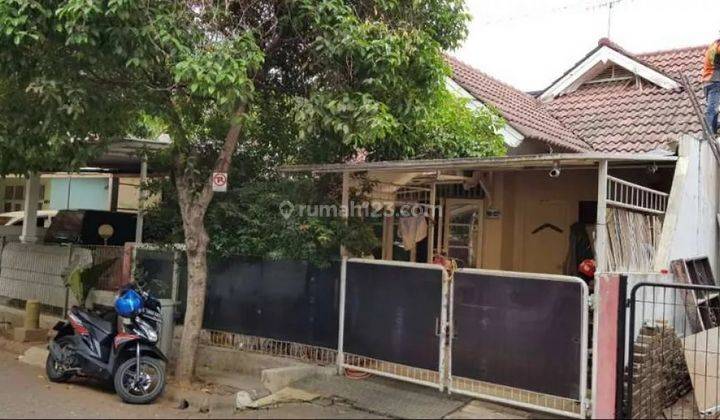 Rumah Butuh Renovasi Murah di Perumahan Kemang Pratama, Bekasi 1