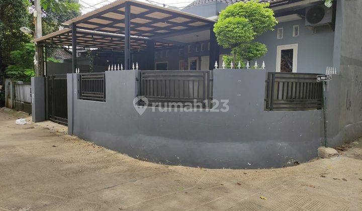 Rumah Asri Posisi Hook Siap Huni Dalam Komplek Jatibening, Bekasi 2