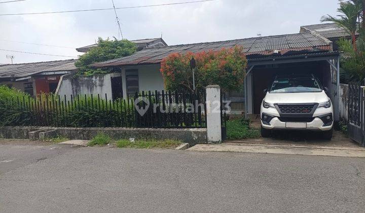 Rumah Hitung Tanah Pinggir Jalan Perumahan di Jati Mekar, Bekasi 1