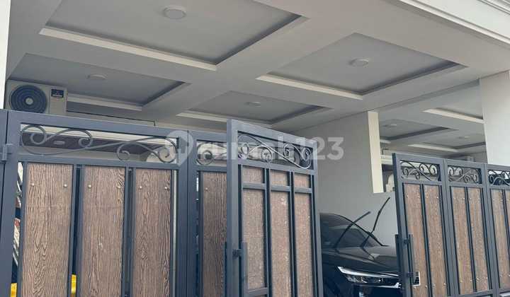 Rumah 2 Lantai Siap Huni di Jati Asih, Bekasi 5 Menit Tol Jorr 2