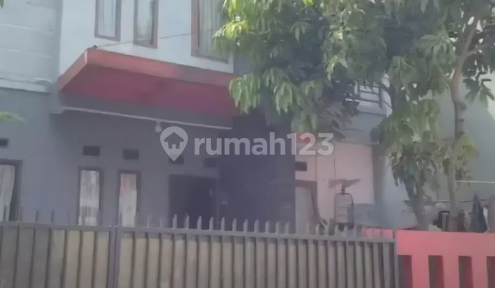 Rumah 2 Lantai dekat Akses Tol dan Stasiun di Bintara, Bekasi