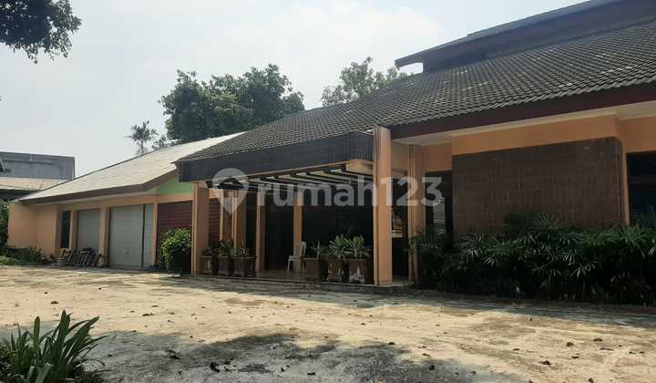 Rumah lama rapih murah di Pejaten Jakarta Selatan cocok inevstasi Bud