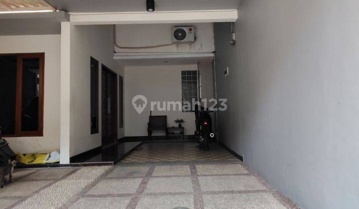 Rumah Cantik 2,5 Lt Di Benhill Jakarta 2