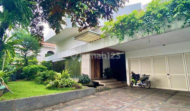 Rumah Mewah Siap Huni Lokasi Strategis Area Patal Senayan