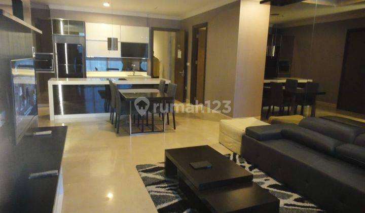 Residence 8 @senopati jakarta selatan for sale 3BR size 180sqm Fullyfurnished. 2