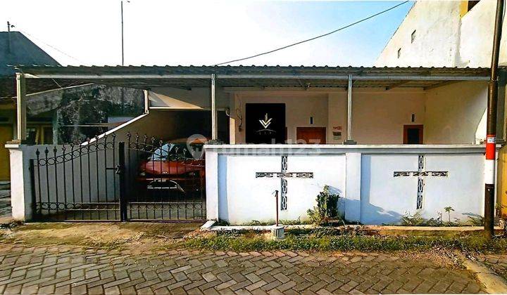 Dijual Rumah Di Dalam Perumahan Yg Lingkungannya Aman Dan Nyaman. 1