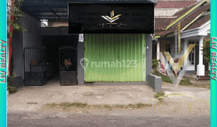 Di jual rumah dan toko siap huni murah.  1