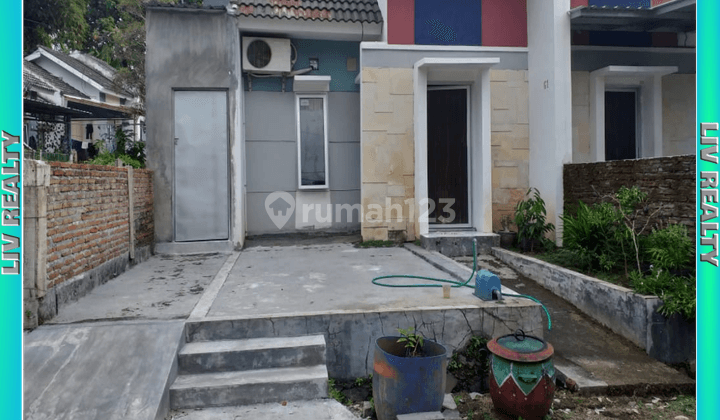 Di jual atau di sewakan rumah lokasi di perumahan 1