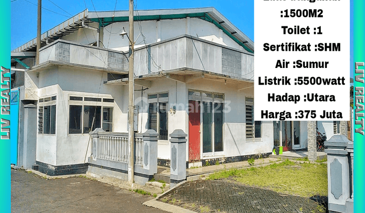 Disewakan gudang sangat luas, ada kantornya. 1