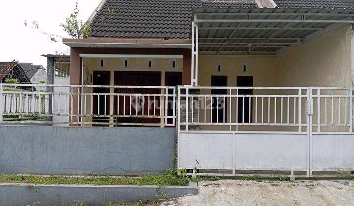 Dijual Rumah Dekat Kampus Di Perumahan Puri Bunga Nirwana 1