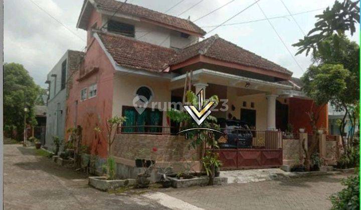 Rumah Pojok 2 Lantai Diarea Muktisari  1