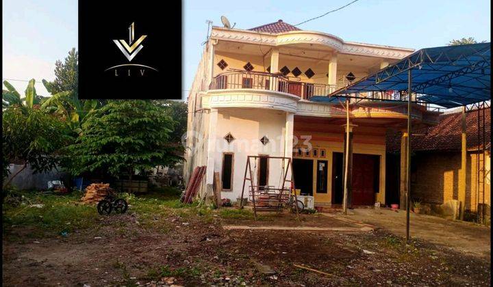 Dijual Rumah 2 Lantai2 Unit. Dengan Tanah Luas.cocok Untuk Rumah Hunian, Rukost, Kantor/gudang,  1