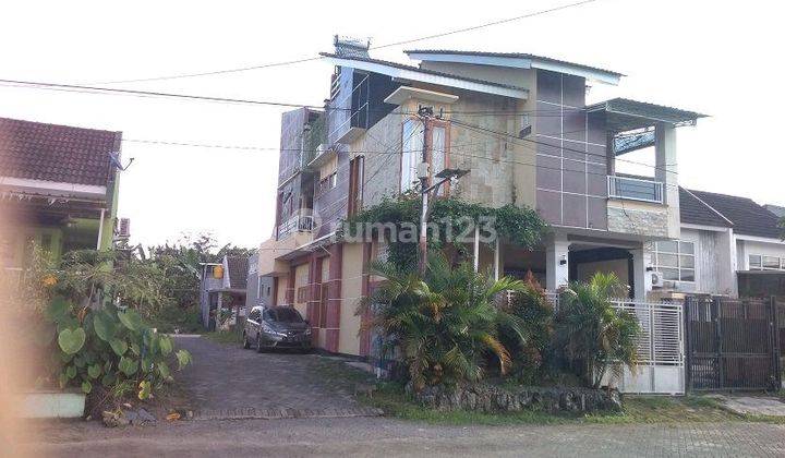 Di Jual Rumah Kost Mewah Dekat Unmuh Unej Poltek Dan Ikip Luas Tanah 7x15 1