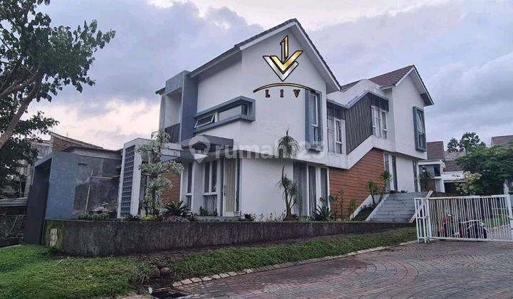 Dijual Rumah 2 Lantai Daerah Gebang  1