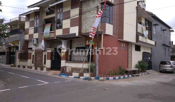 Di Jual Rumah Kost Mewah Dekat Kampus Unej Dan Unmuh 15 Kamar Tidur Dgn Kamar Mandi Dalam.. 1