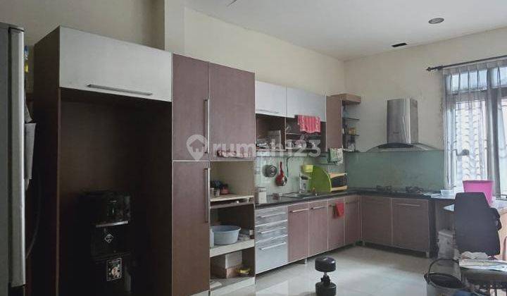 Rumah Bagus Semi Furnished SHM di Gunung Batu, Bandung 2