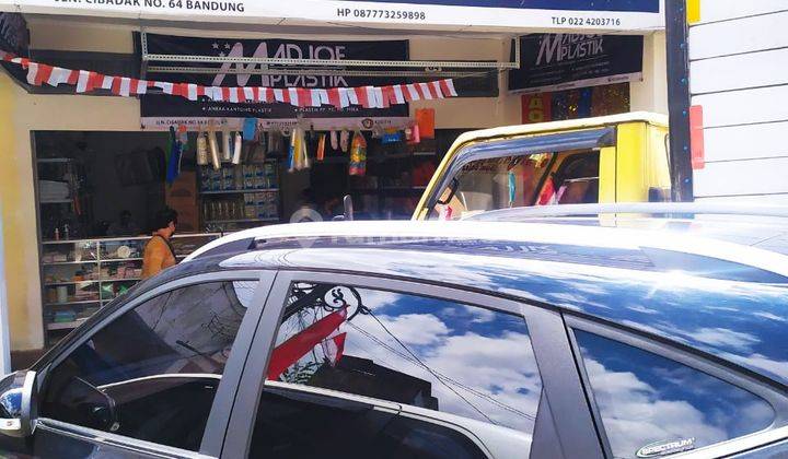 Harga Murah toko Grosir lokasi Strategis di Cibadak Bandung.  1
