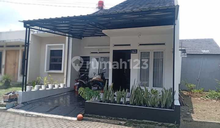 Jual/Take Over Rumah di Pinus Regency Kota Bandung