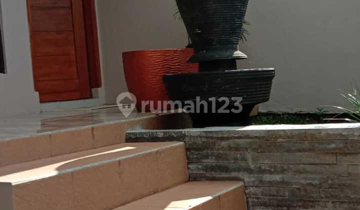 Rumah 2 Lantai Bagus Strategis di Kota Cimahi 2