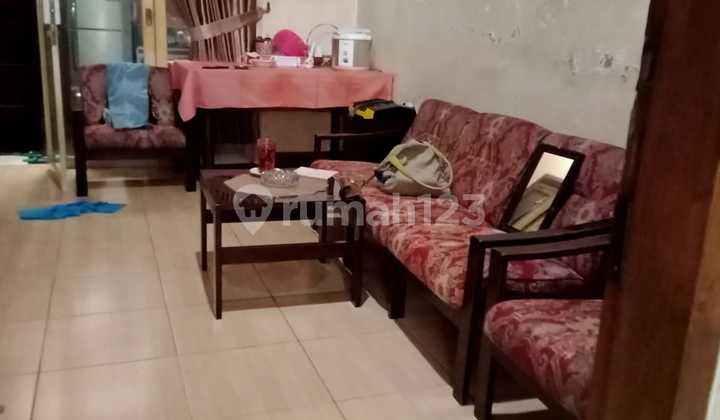 House in Adipura Complex, Cempaka Cluster, Bandung 2