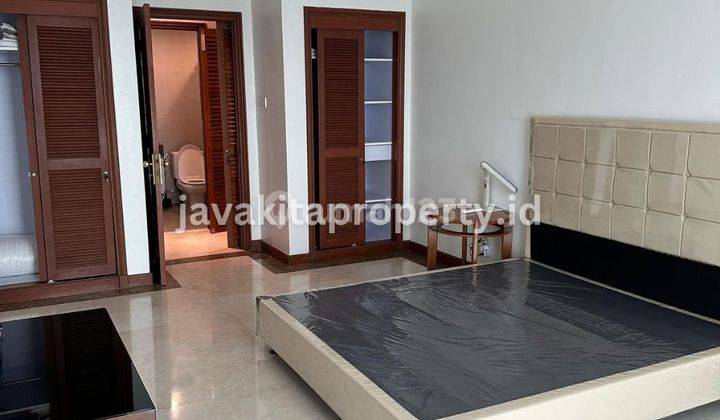 Disewakan 1BR Apartemen Casablanca Lantai Rendah  2