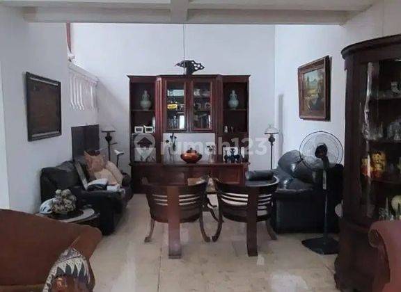 Dijual Rumah + Kost Lokasi Strategis Daerah Pancoran 2