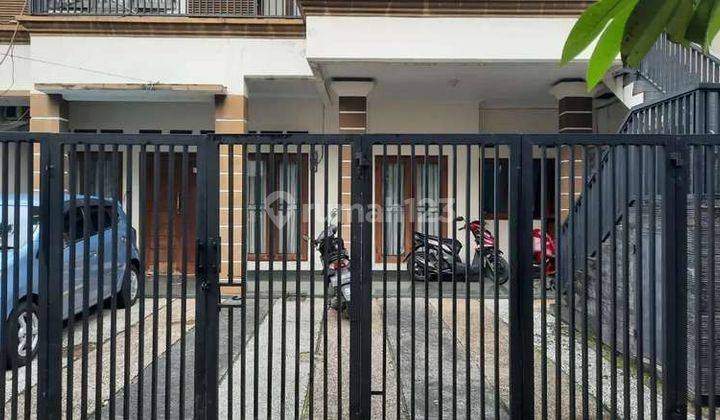 Dijual Rumah 2 Lantai Daerah Tebet Jakarta Selatan 2