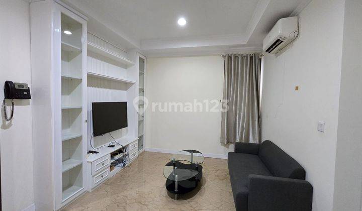 Dijual 1BR Lavenue Pancoran Furnished Lantai Sedang  2