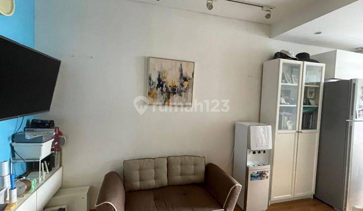 Disewakan 1BR The Lavande Residences Furnished Lantai Sedang 1