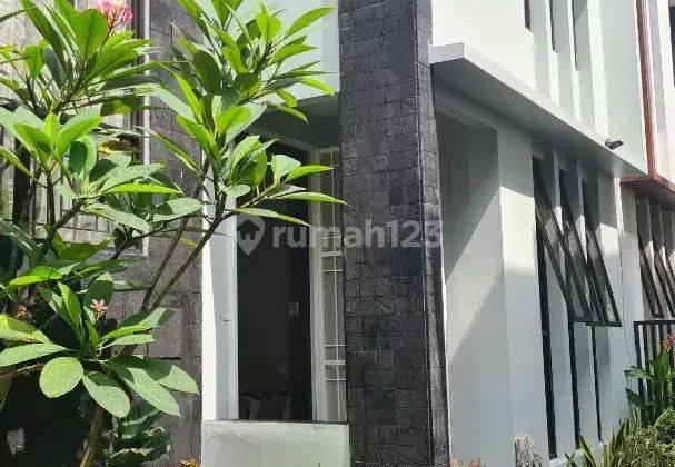 Disewakan Townhouse 3 Lantai Daerah Cilandak 2