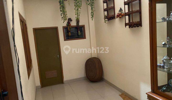 Dijual Rumah Mewah 2 Lantai Daerah Jagakarsa 2