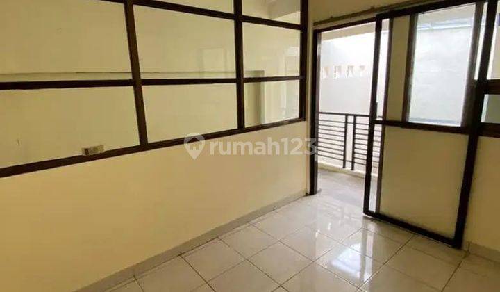 Dijual Rumah Minimalis 3 Lantai Daerah Tebet 2