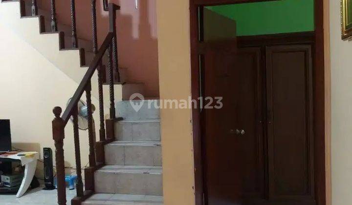 Dijual Rumah 2 Lantai Dalam Komplek Daerah Pasar Minggu 1