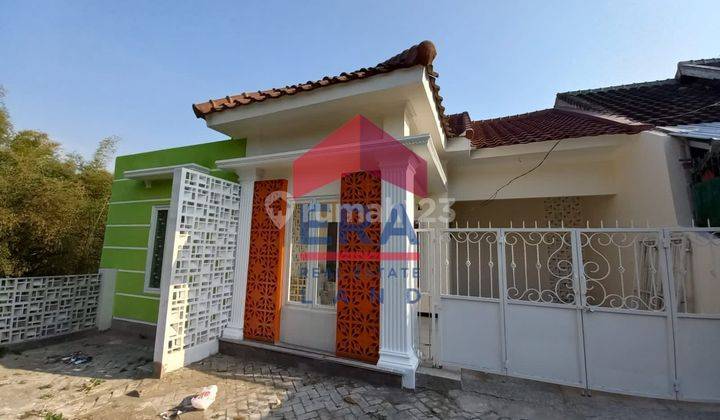 Rumah Bagus Unfurnished di Simpang Sulfat Utara, Malang 1