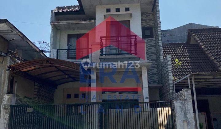 Rumah 2 Lantai SHM di Jalan Candi Agung , Malang 1