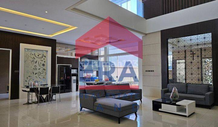 Rumah 2 Lantai Furnished di Jalan Istana Dieng , Malang 2