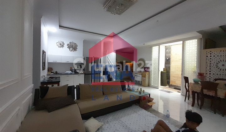 Rumah Lelang Bagus Unfurnished SHM Permata Jingga, Malang 2