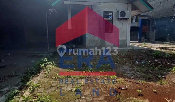 Unfurnished House SHM Kembangan, West Jakarta 2